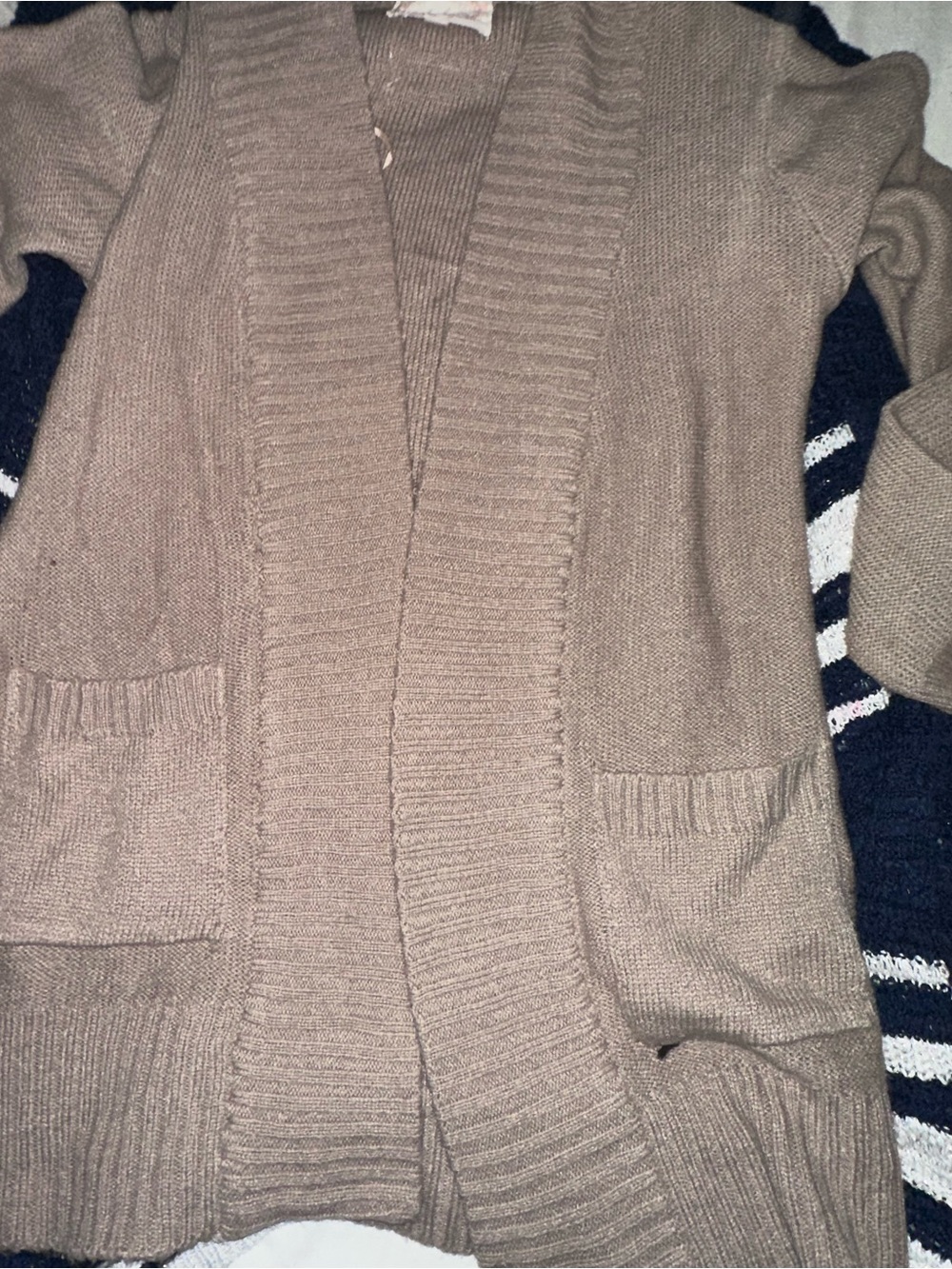 Cardigan Bundle - Picture 2 of 10